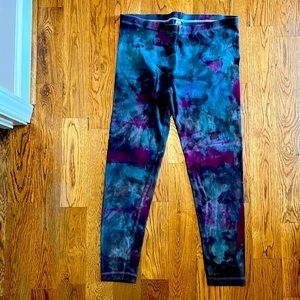 Tie dye leggings size XLarge cotton and spandex